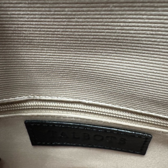 Talbots Elegant Black and Red Floral Clutch Velvet Like BNWT - Picture 4 of 6